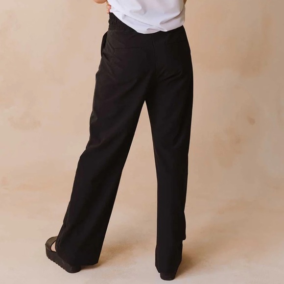 Albion XS Tall Audrey Trousers in Black - Picture 4 of 11